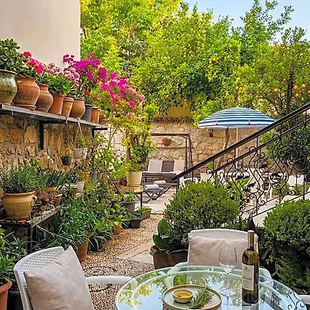 Kaleici Hotel 3*