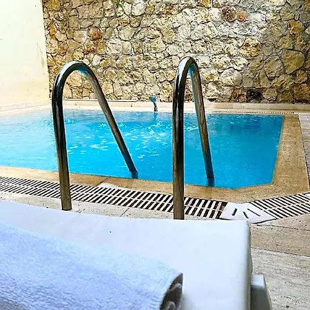 Kaleici Hotel