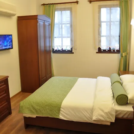 Kaleici Hotel 3*